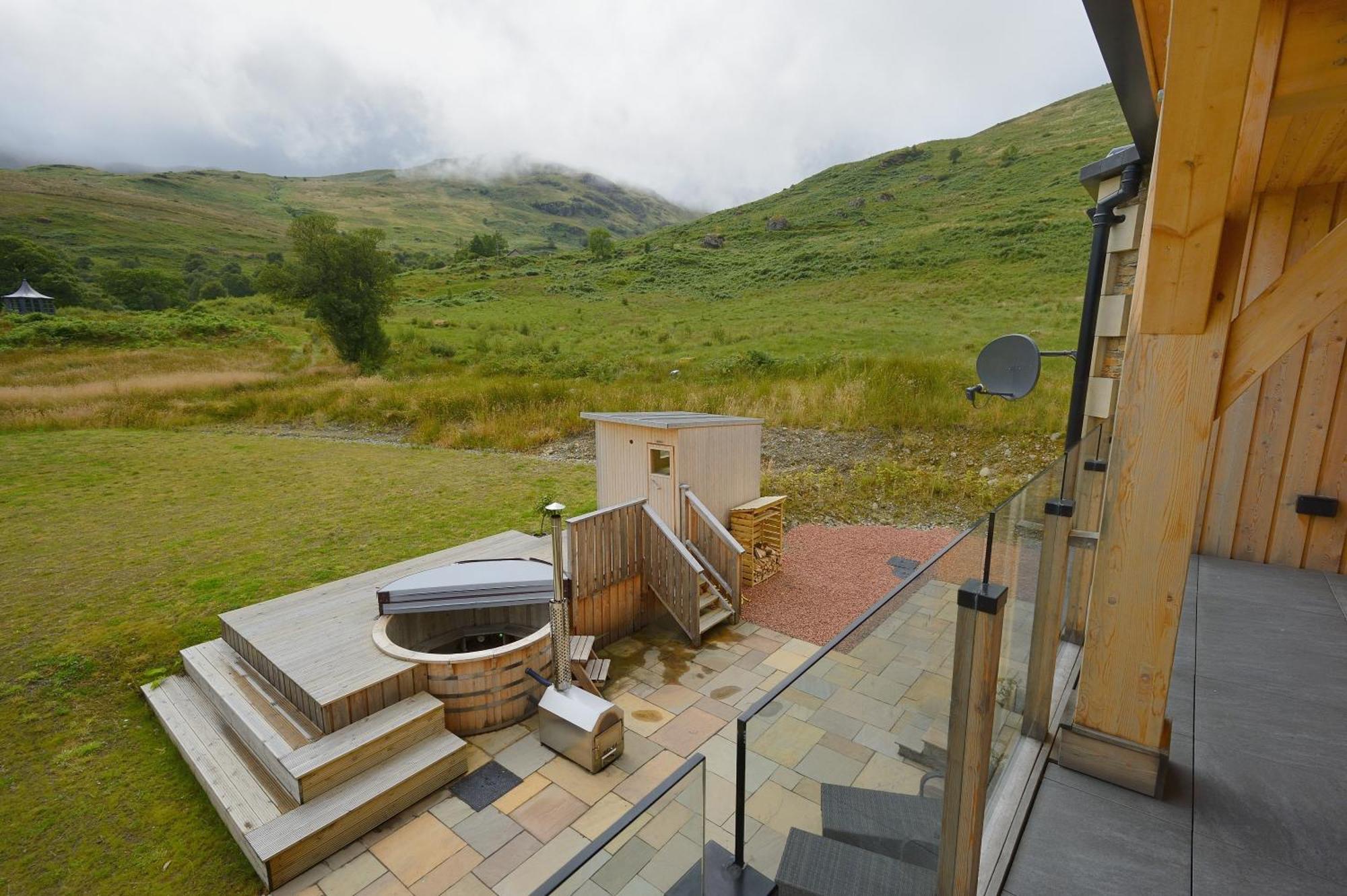 The Lodge At Carrick Castle Estate Cairndow Buitenkant foto